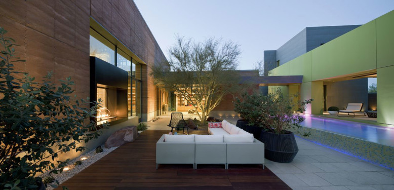 12,000 square foot modern house  located in Las Vegas