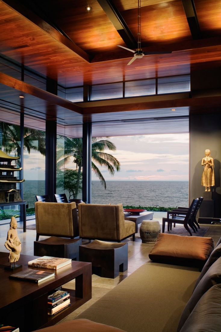 Ocean House in Hawaii by Olson Kundig Architects | Homedezen
