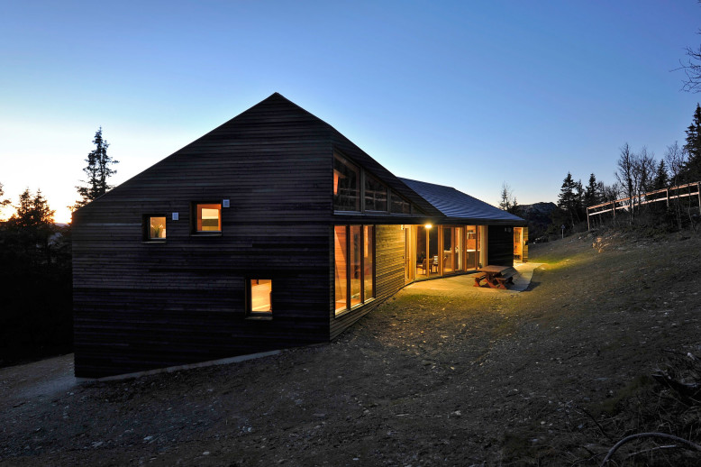 3,875 square foot modern cabin in Norway