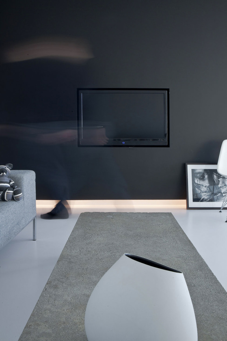 modern black & white interior