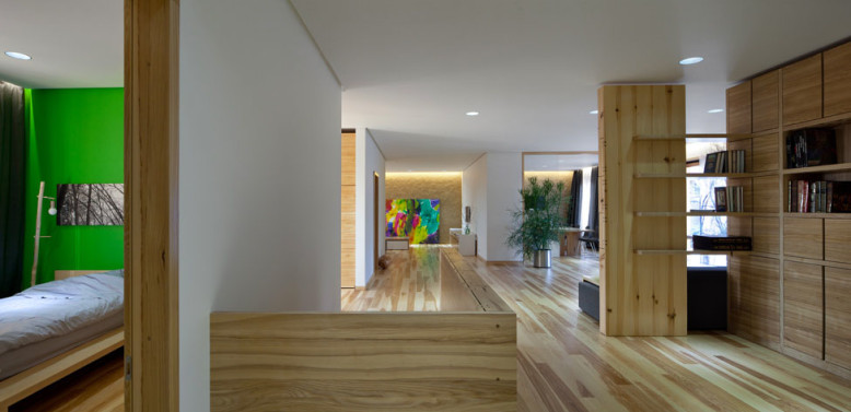 2,906 square foot contemporary home in Ukraine