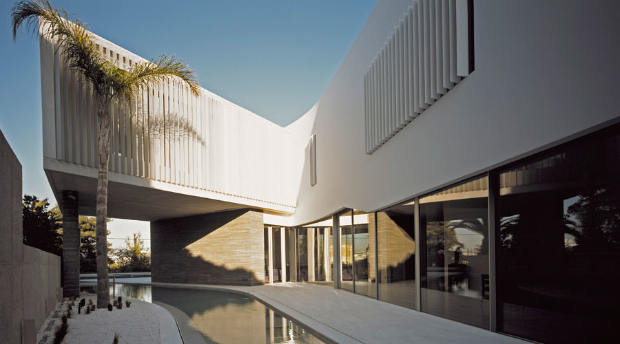 Psychiko House by Divercity Architects