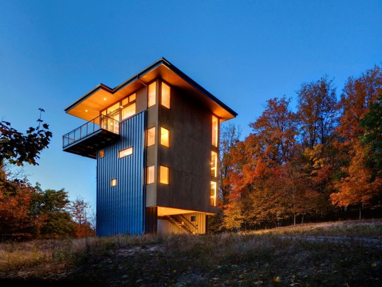 Modern House by Balance Associates Architects