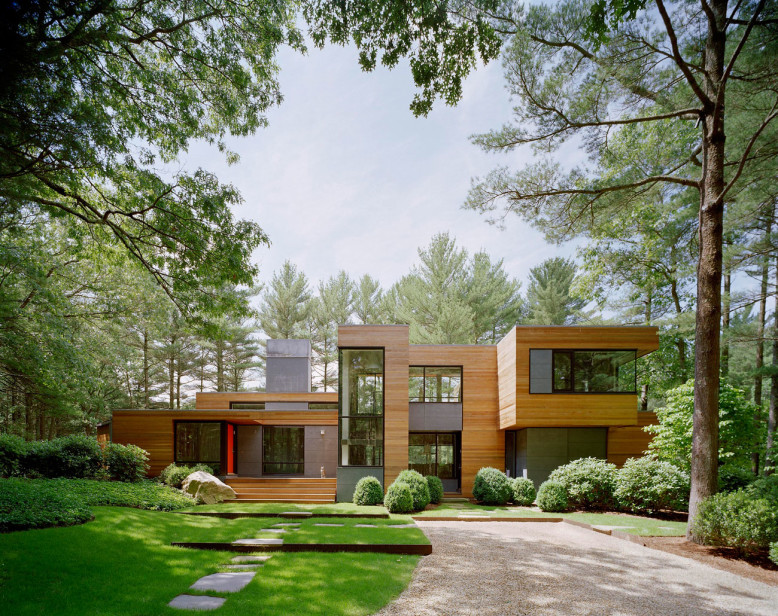 Kettle Hole House by Robert Young