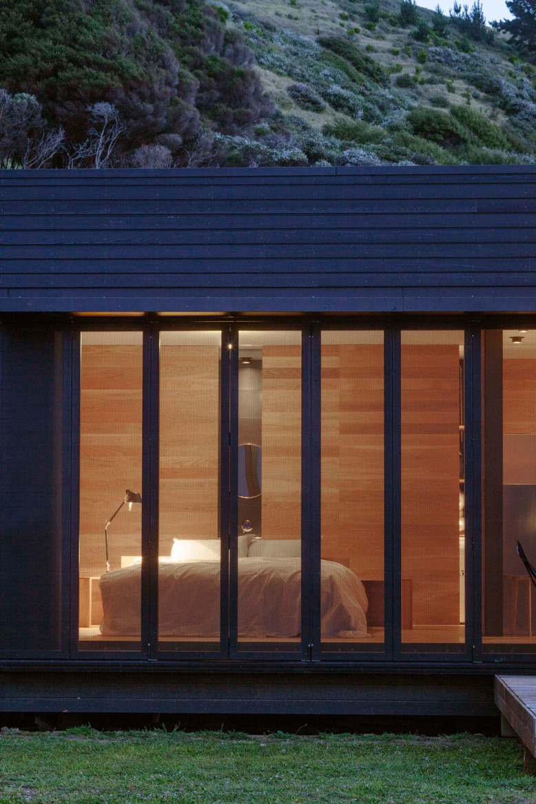 Cottage by Fearon Hay Architects