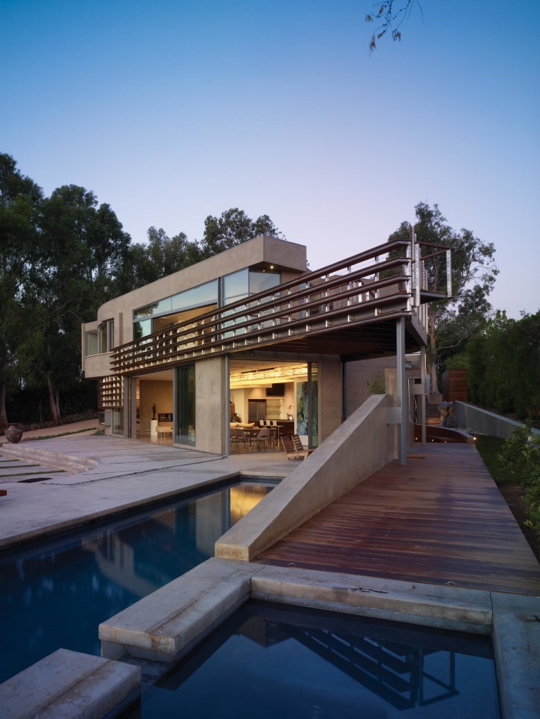 Point Dume Residence by Griffin Enright Architects