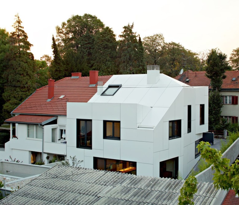 A+A House by DVA Arhitekta