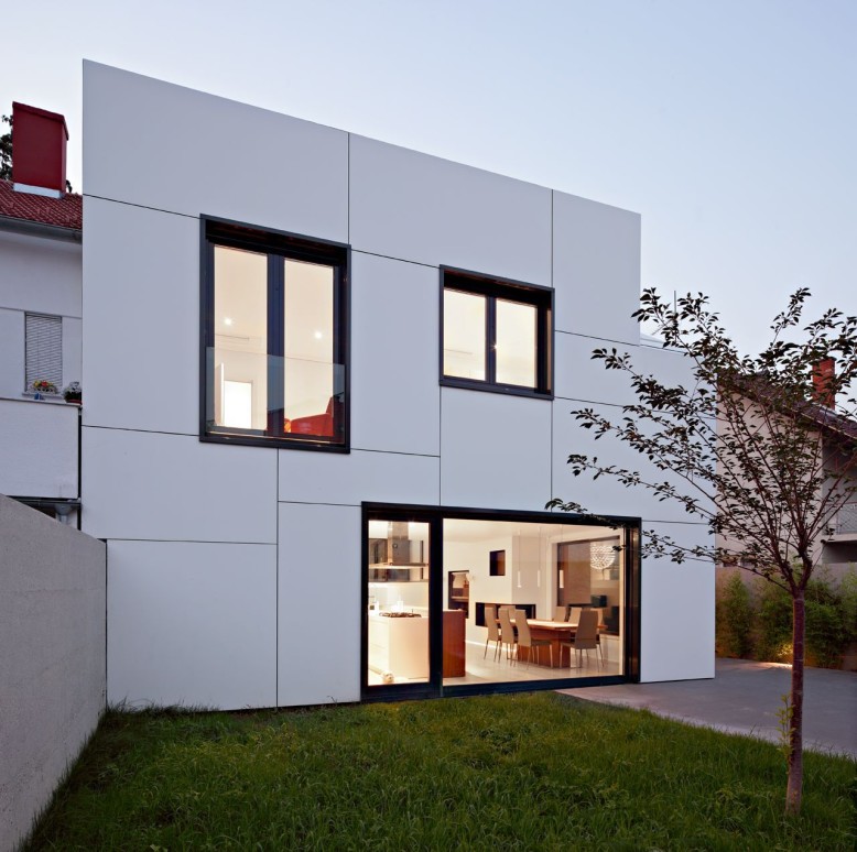 A+A House by DVA Arhitekta