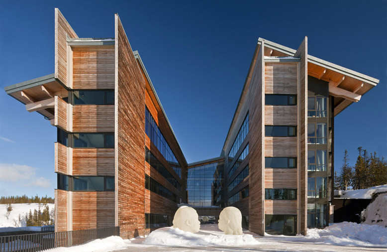 Modern Hotel by AIX Arkitekter