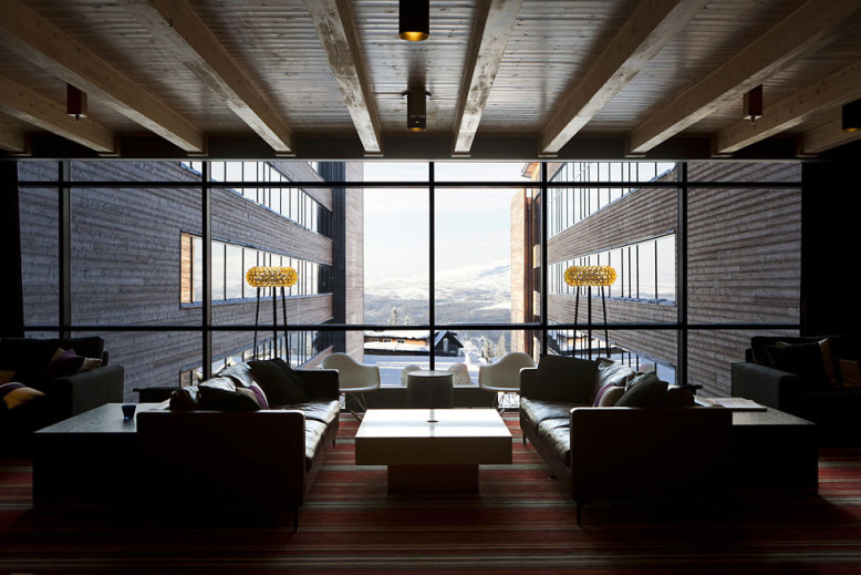 Modern Hotel by AIX Arkitekter