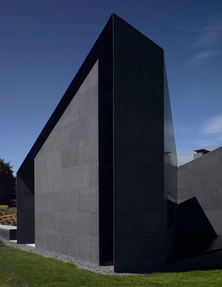 House at Goleen by Níall McLaughlin Architects