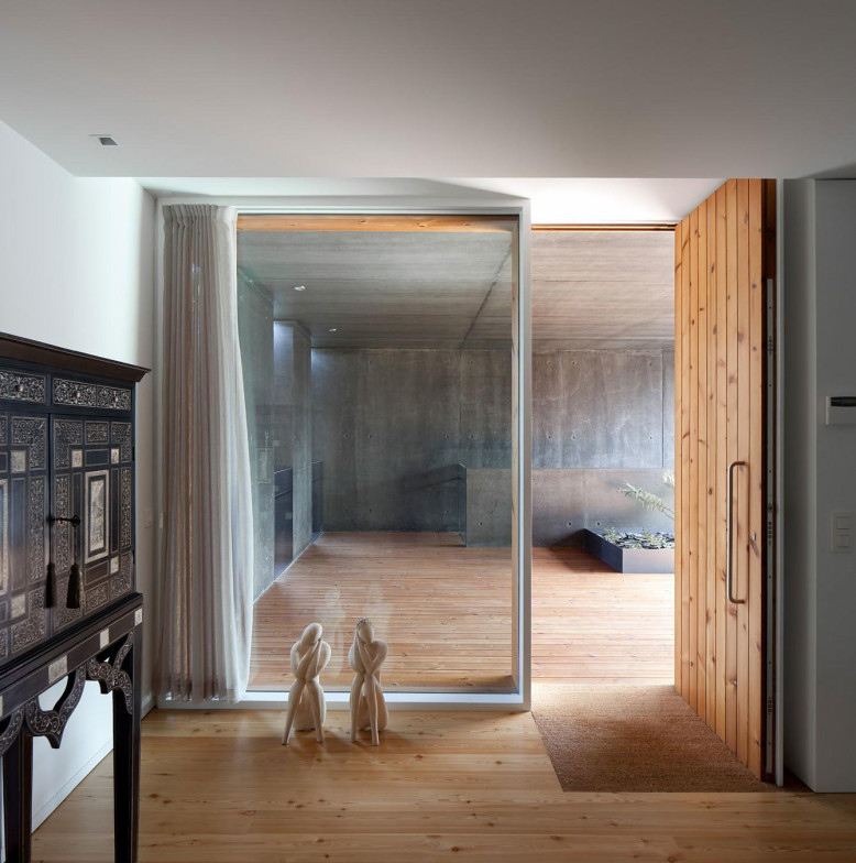 Luxury Residence by Pitágoras Arquitectos
