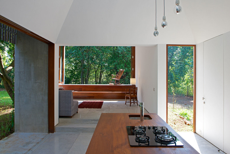 House on a Stream by Architecture BRIO