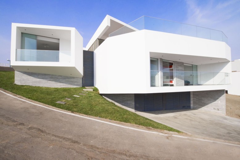 J4 Houses by Vertice Arquitectos