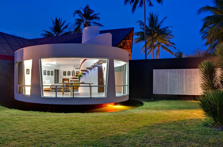 Rental Villa by David Lombardi