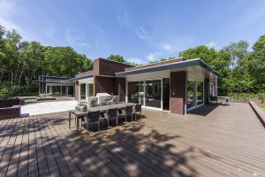 Contemporary villa in the Netherlands