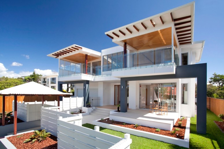 Peregian Beach Residence by Aboda Design Group