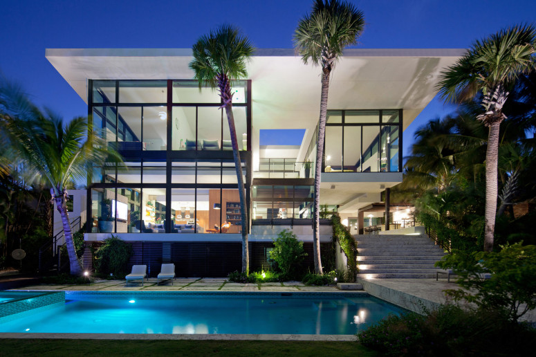 Stylish residence with beautiful views in Miami, Florida