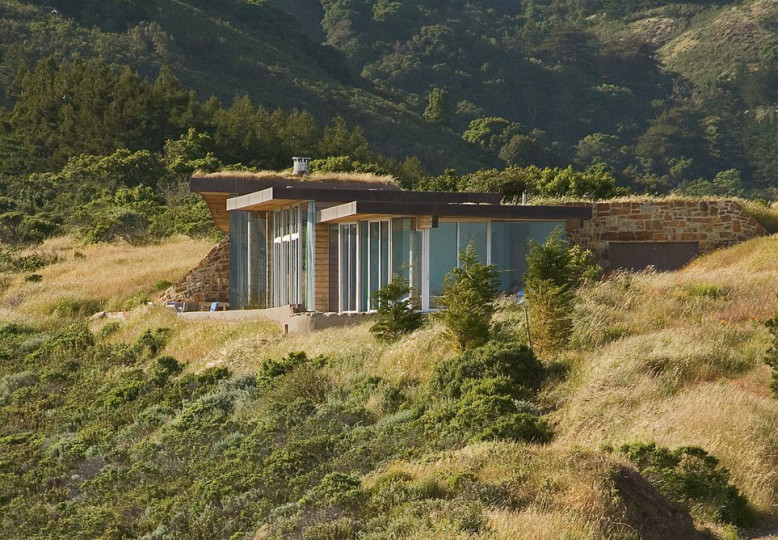 Contemporary House in Big Sur, California