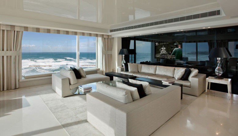 Luxury Apartment on the beach by Daniel Hasson
