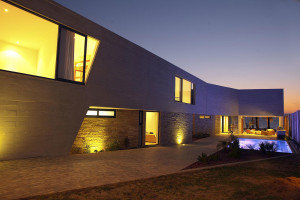 Casa Paracas by RRMR Arquitectos