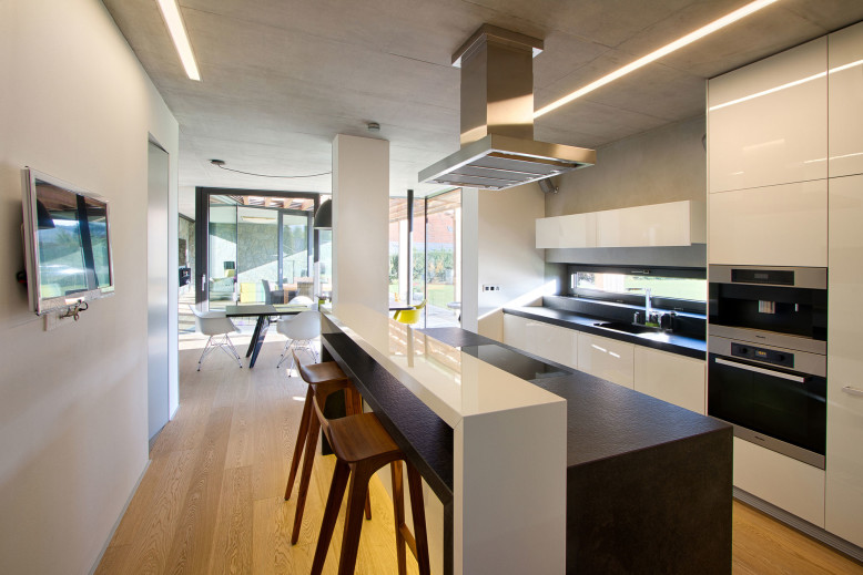 Contemporary Home by Qarta Architektura