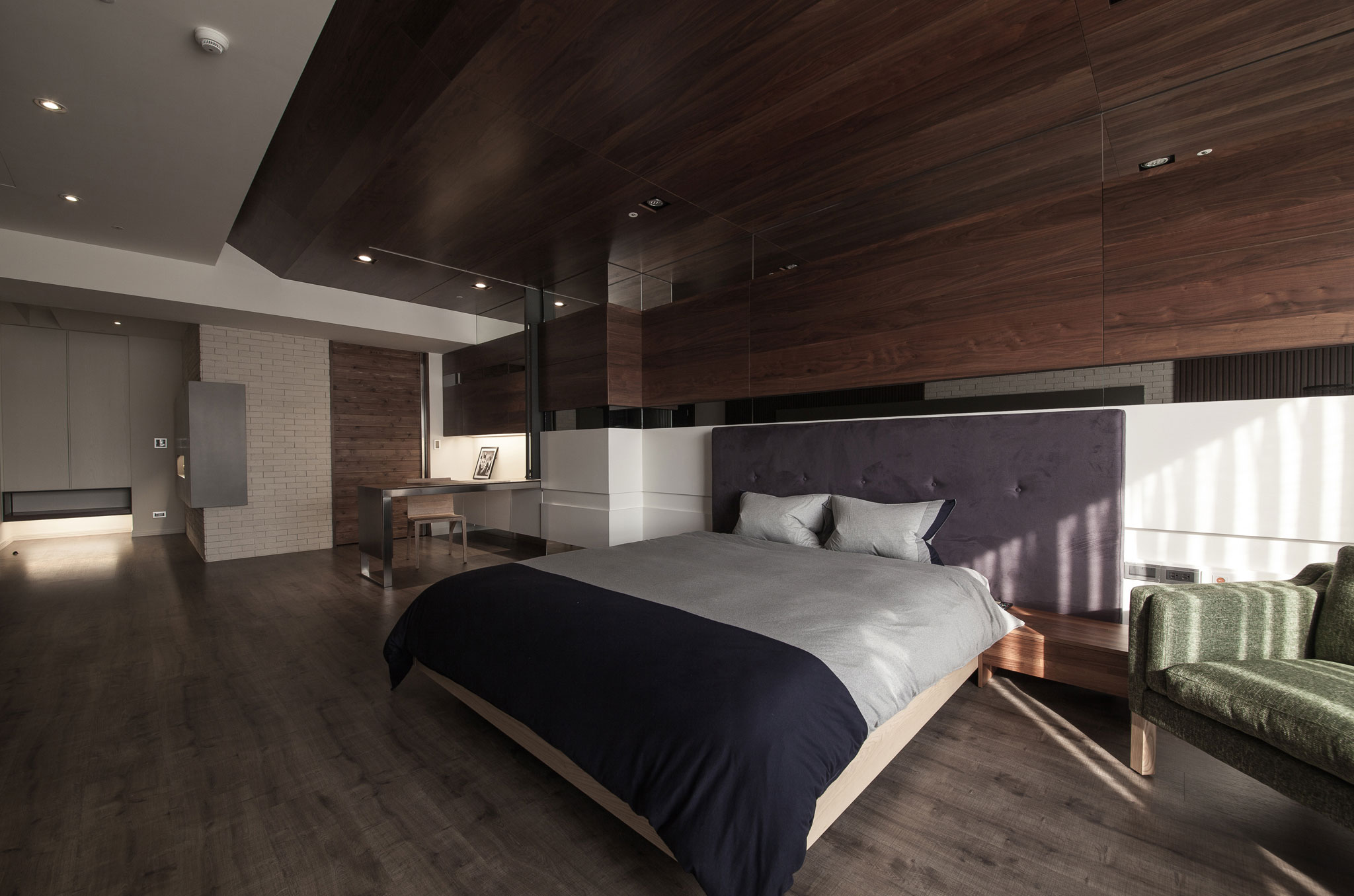 Minimalist Loft by Oliver Interior Design | Homedezen