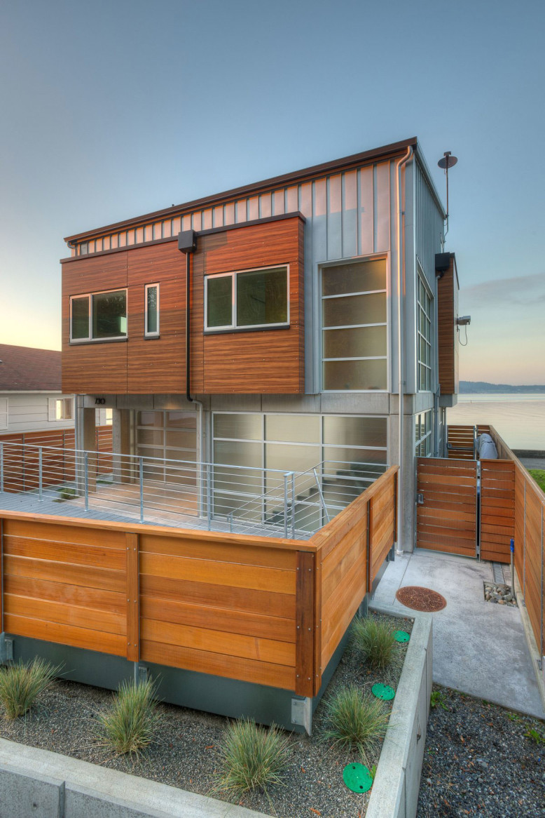 The Tsunami House by Designs Northwest Architect