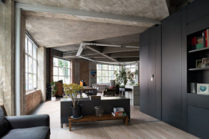 Unique Apartment by Inside Out Architecture