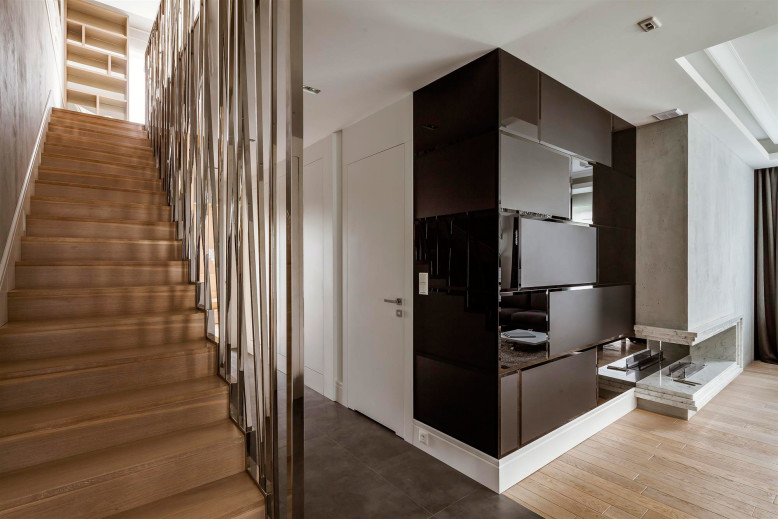 Apartment in Warsaw by Hola Design