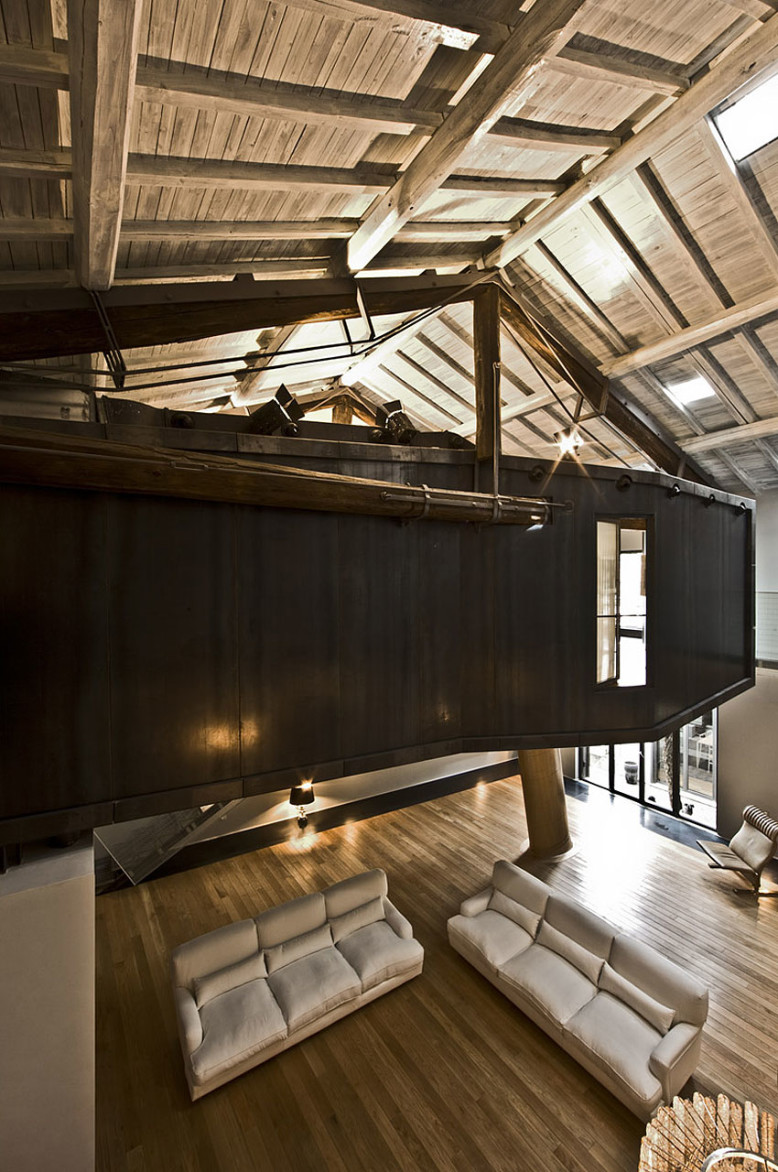 The Trastevere Loft in Rome by MdAA architects