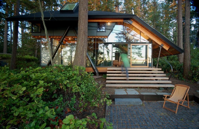Sneeoosh Cabin by Zeroplus Architects
