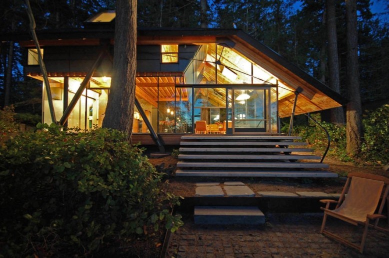 Sneeoosh Cabin by Zeroplus Architects
