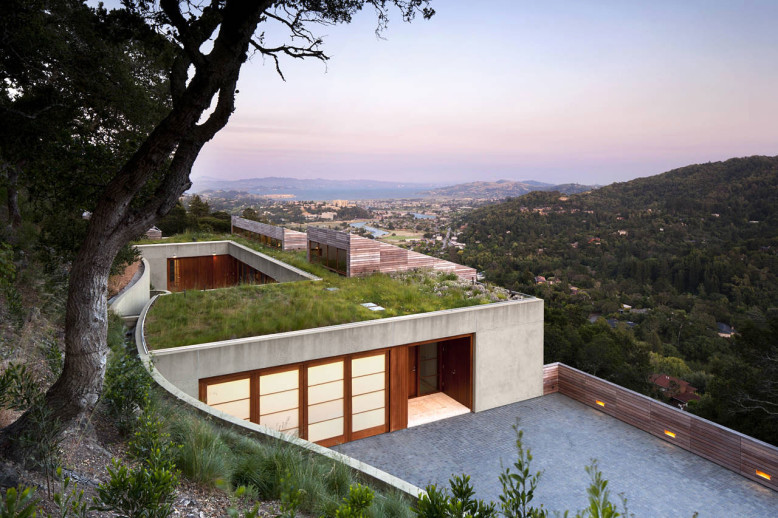 Hillside Residence by Trunbull Griffin Haesloop Architects