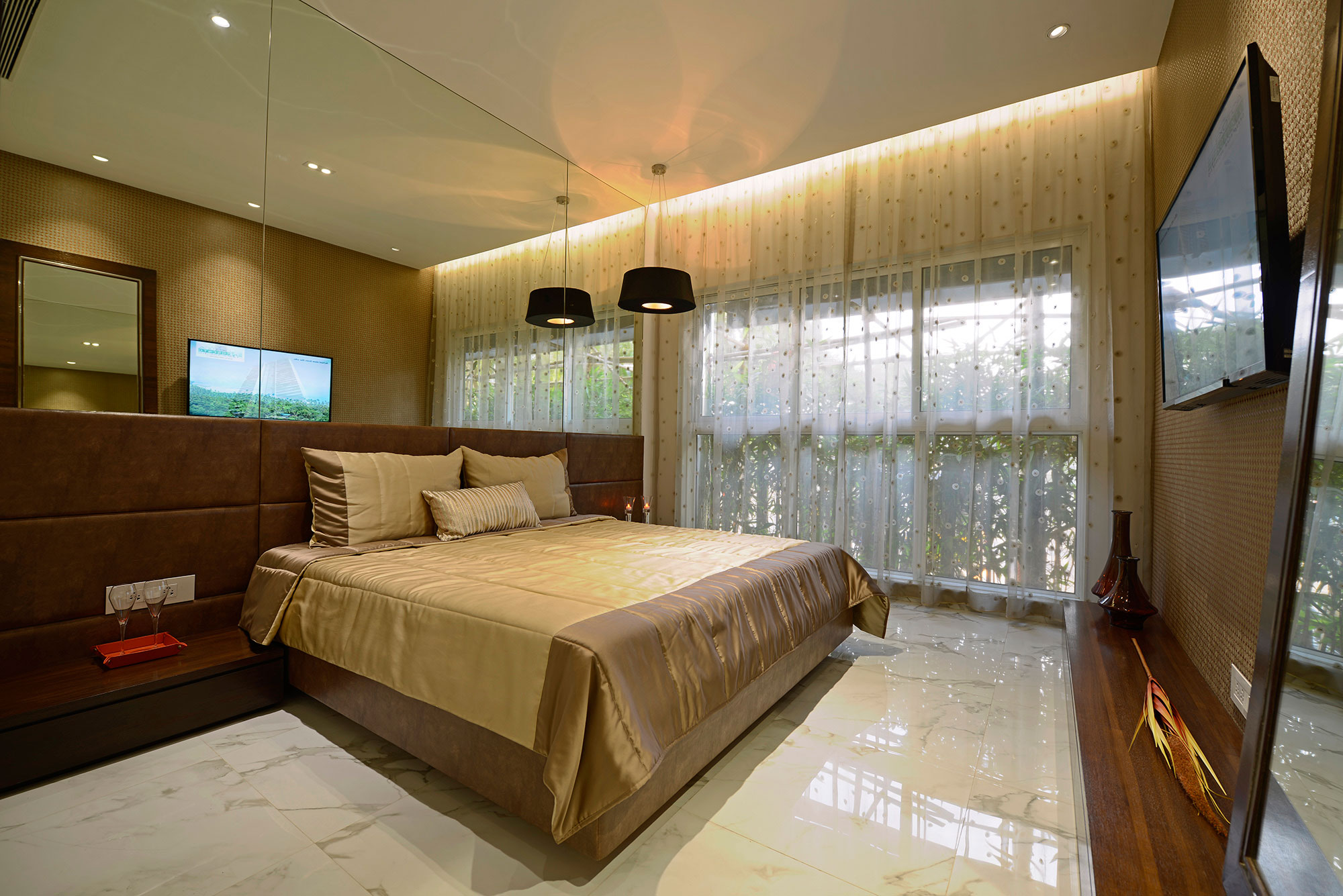 Stylish residential apartment by GA design | Homedezen