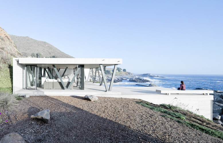 Weekend house in Chile with beautiful views of the Pacific Ocean