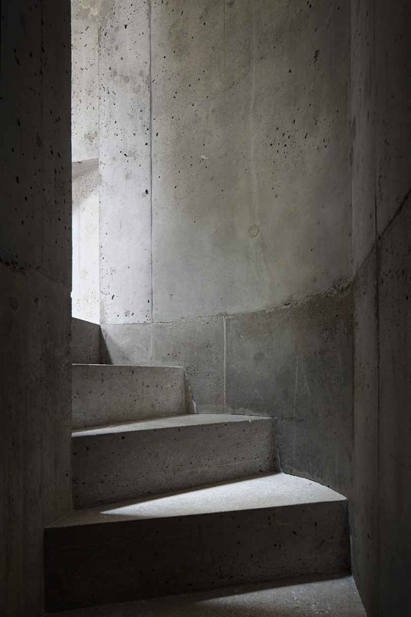 Concrete Refuge by Nickisch Sano Walder Architekten-10