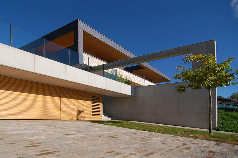 Contemporary Single Family Home in Liechtenstein by k_m architektur-05