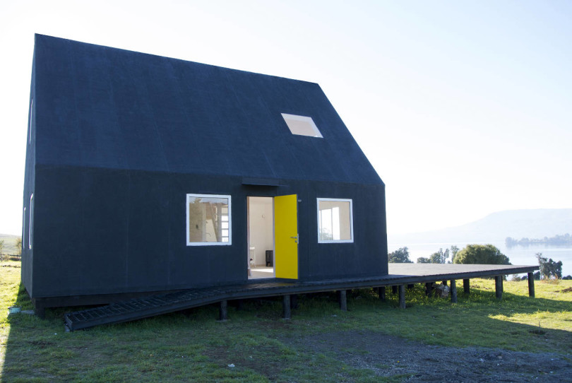 Minimalist House in Chile by Foaa + Norte