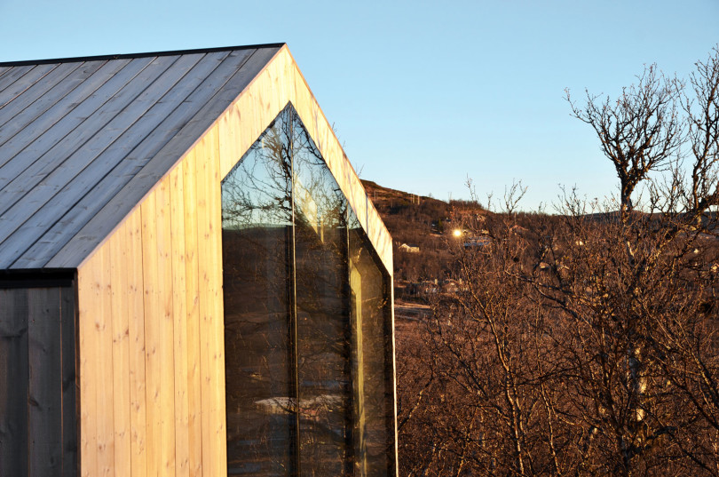 Mountain Lodge by Reiulf Ramstad Arkitekter