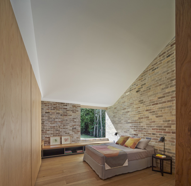 Skylight House by Andrew Burges Architects