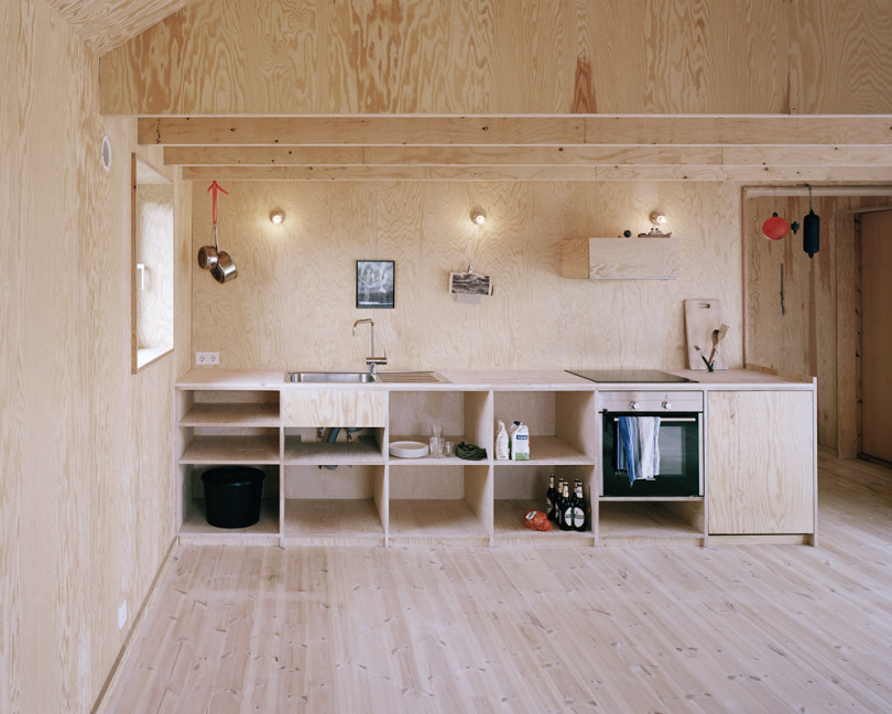 Wooden Cottage by Johannes Norlander Arkitektur